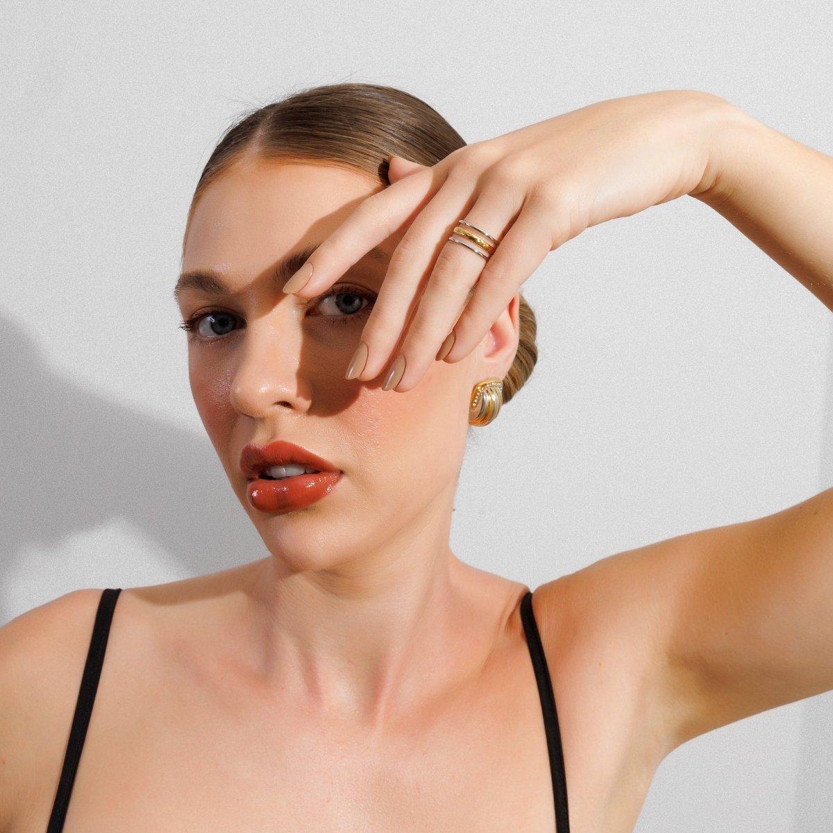 Adjustable Aura Ring with a Mix of Gold and Silver Plating